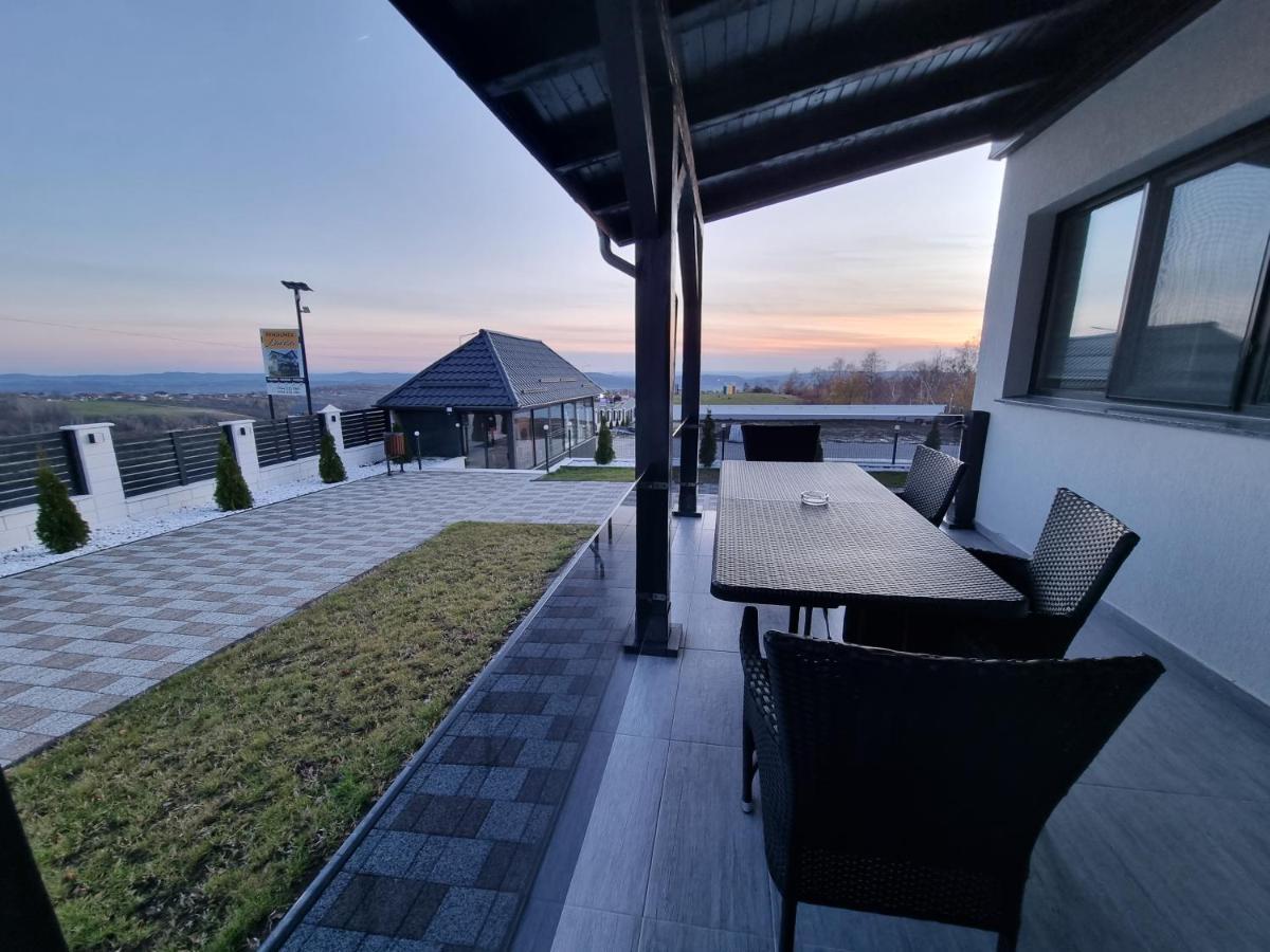 Casa De Vacanta Larisa Novaci-Străini Dış mekan fotoğraf