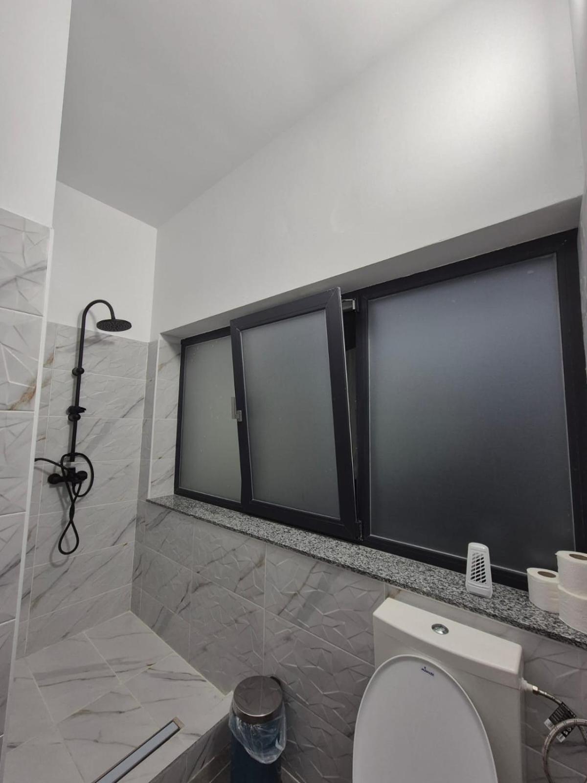 Casa De Vacanta Larisa Novaci-Străini Dış mekan fotoğraf